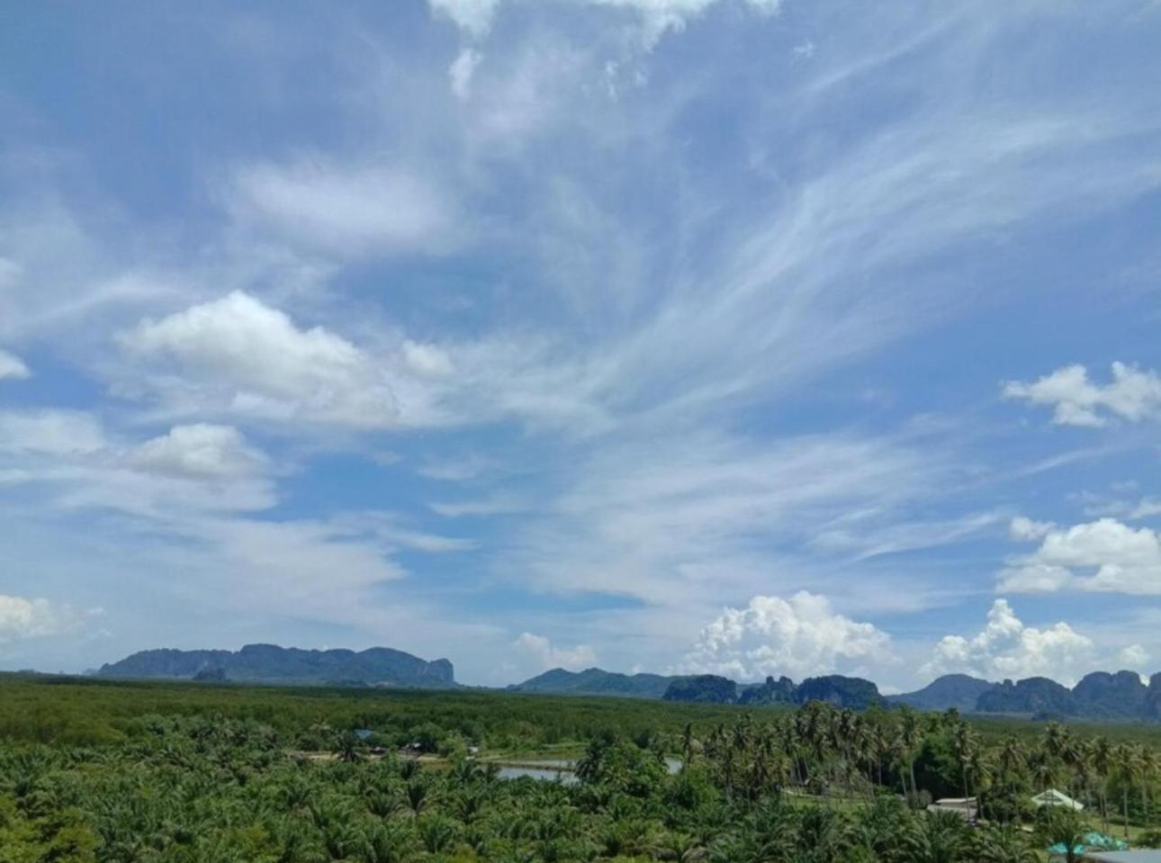 The Ozone Krabi Condotel Buitenkant foto
